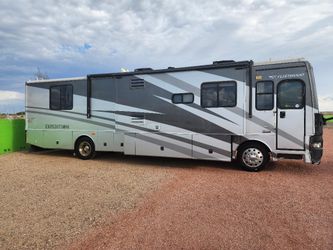 USED 2006 Fleetwood Expedition 38N