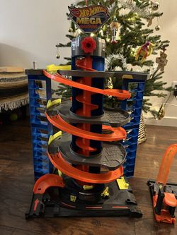 Hot Wheels City 50 Mega Garage