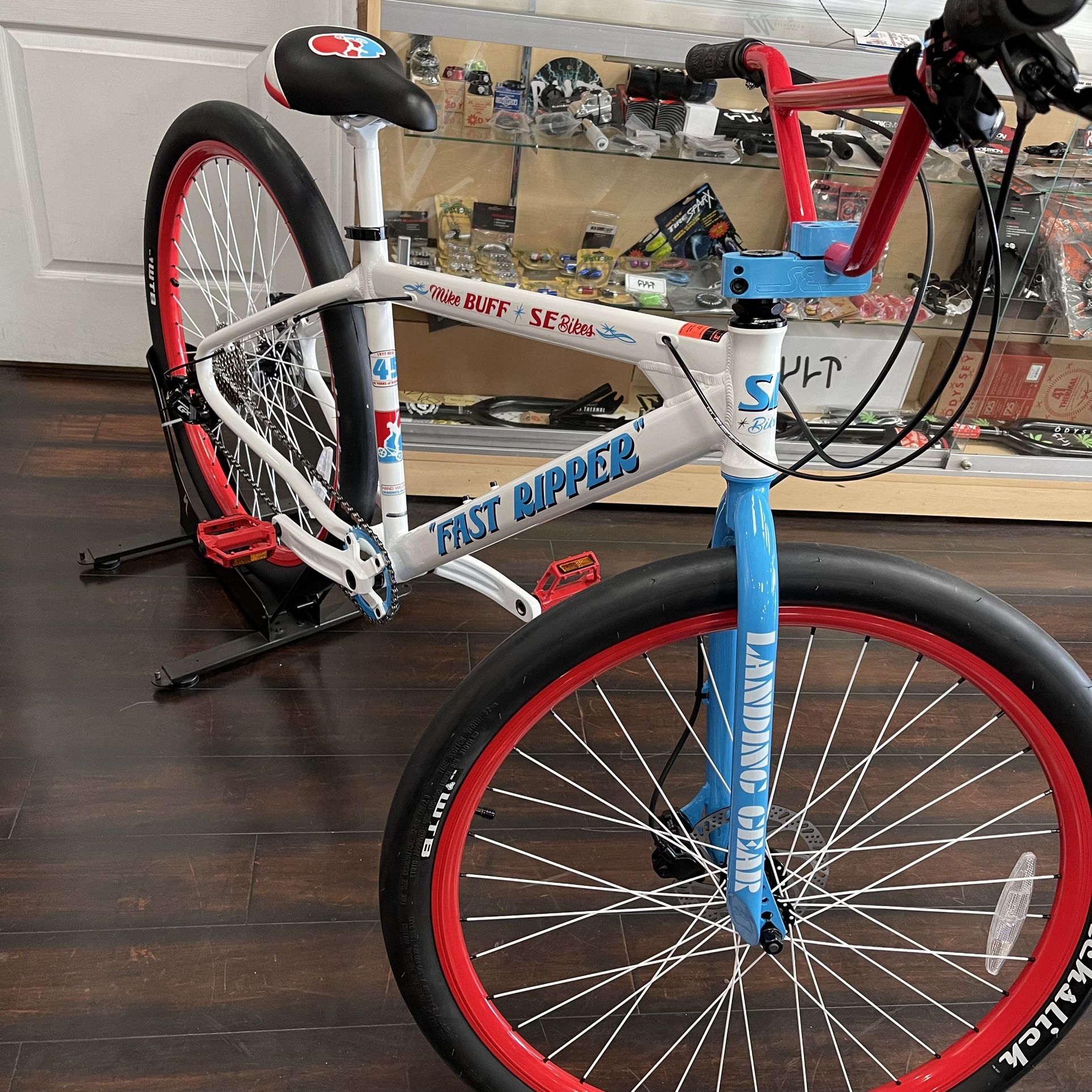 29 Inch Se Fast Ripper Bmx Blue SE Bikes Mike buff Fast Ripper 29” BMX In Stock for Sale in El Cajon ...