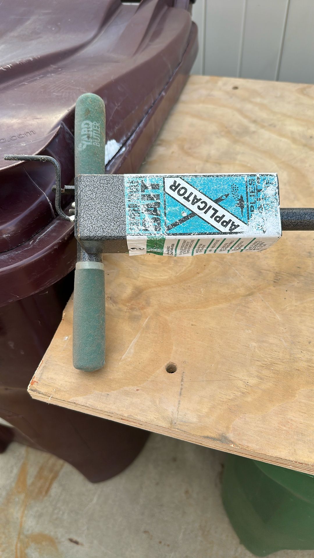 Yard Butler Bait Applicator
