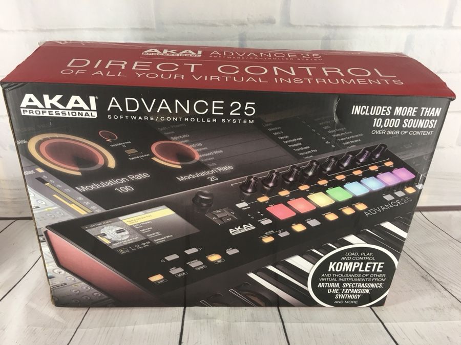 AKAI ADVANCE 25 MIDI KEYBOARD CONTROLLER like new in box