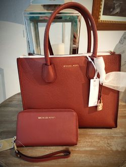 Michael Kors Mercer Tote + Wallet Set New