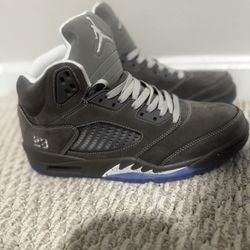 Jordan 5s Wolf Greys