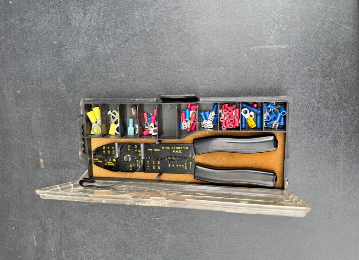 Wire Stripper & Terminal Kit – Strip-Crimp Tool + Assorted Insulated & Non-Insulated Terminals