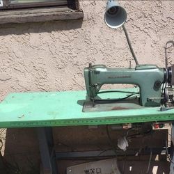Maquina de costura