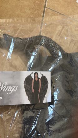 Evil wings