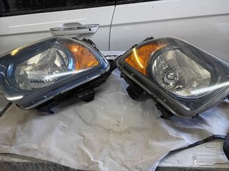 07 Honda Element headlights