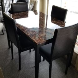 Brand New Brown Faux Marble Metal Dining Table (48×30×30H) + 4 Chairs