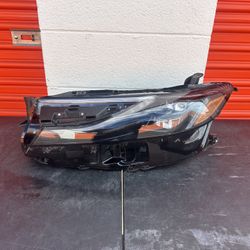 2025 TOYOTA CAMRY ( Dual Beam ) LEFT HEADLIGHT OEM