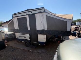 2022 Coachmen Clipper Pop-Up Camper Trailer