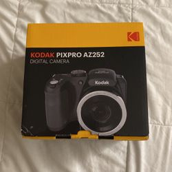 Kodak PIXPRO AZ252 Digital Camera 