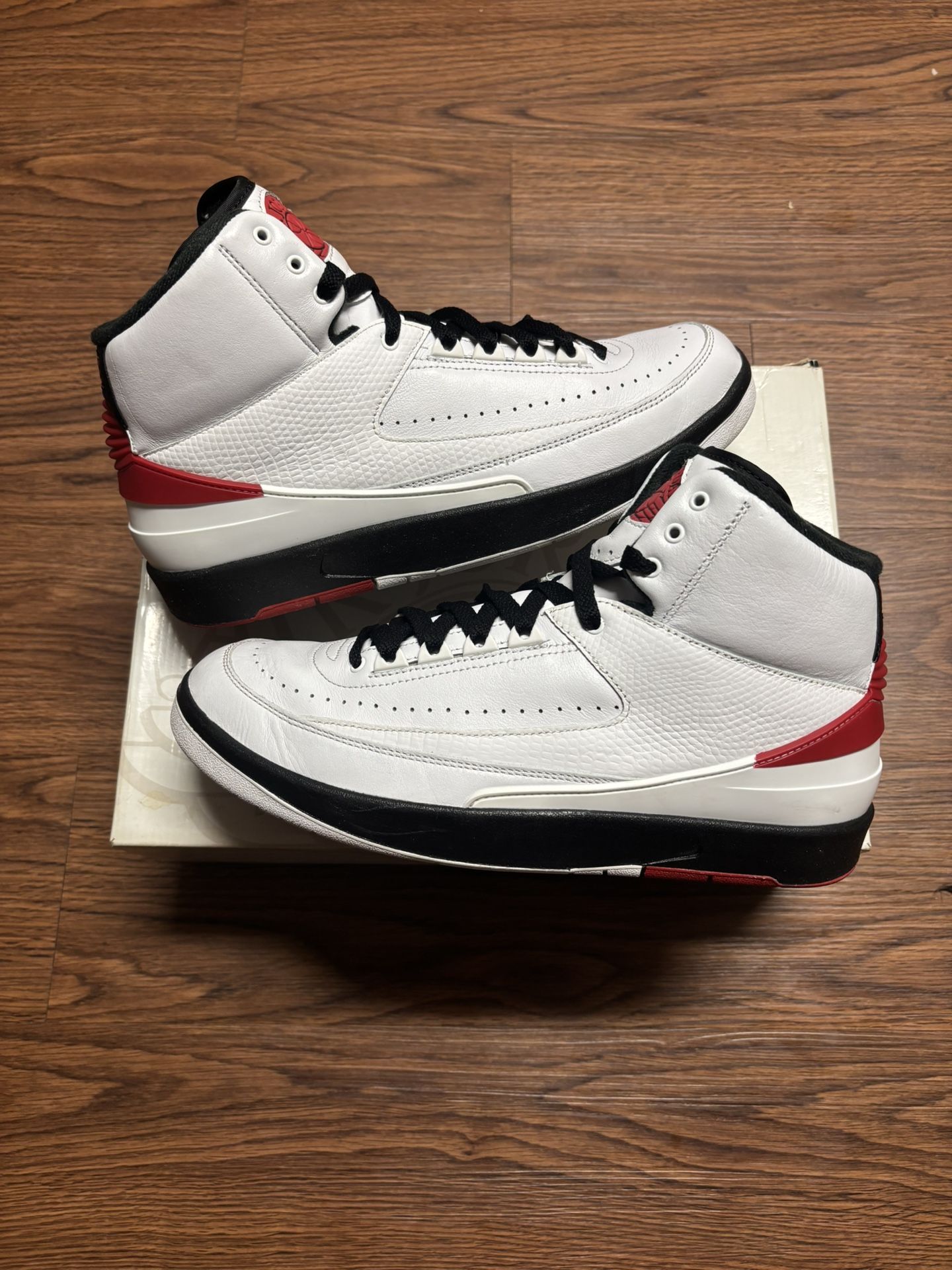 jordan 2 chicago size 10