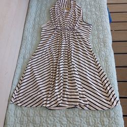 Moon collection live in California dress Sz Small 