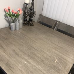 Grey Table With 4 Chairs Great Condition $400