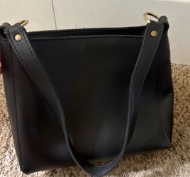 Portland leather triangle shoulder bag purse