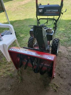 CRAFTSMAN SNOW BLOWER