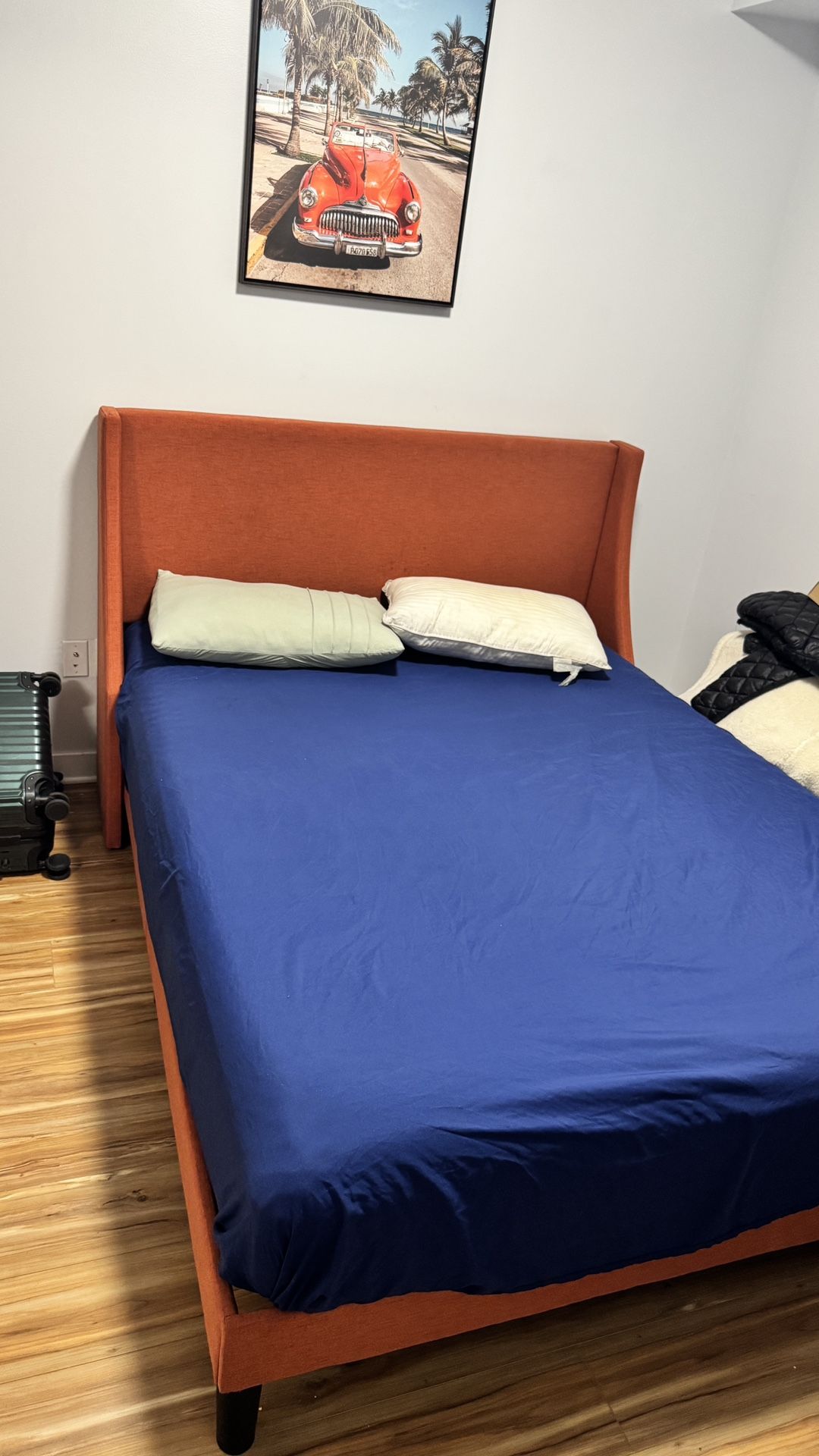 Queen bed Frame & Mattress