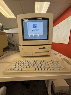 WORKING Apple Macintosh Quadra 650 WITH Keyboard, Mouse and