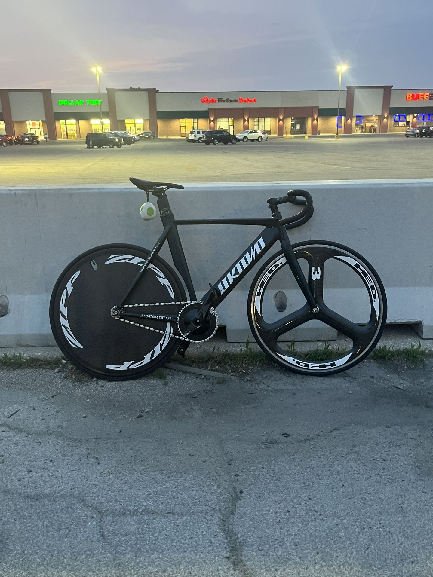 Unknown Fixie(NO OUT PARTING,NO TRADES) ONLY SERIOUS BUYERS