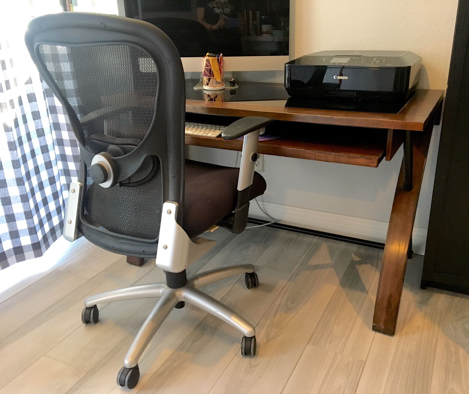 Desk with 9to5 office chair