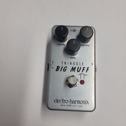 Electro-Harmonix Triangle Big Muff Pie