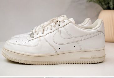 Nike Air Force 1 Low White Leather Sneakers – Women’s Size 9