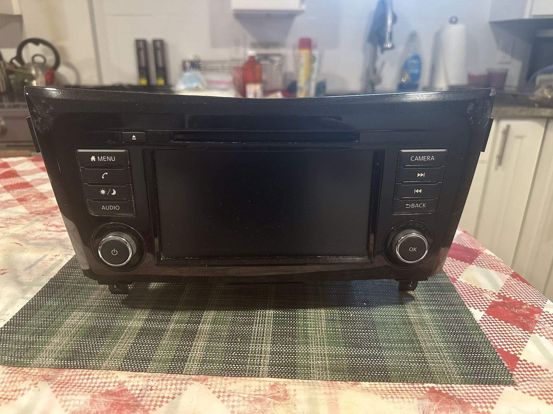 2016 Nissan Rogue Radio Cd Player