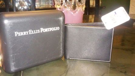 Leather Perry Ellis wallet. Brand new