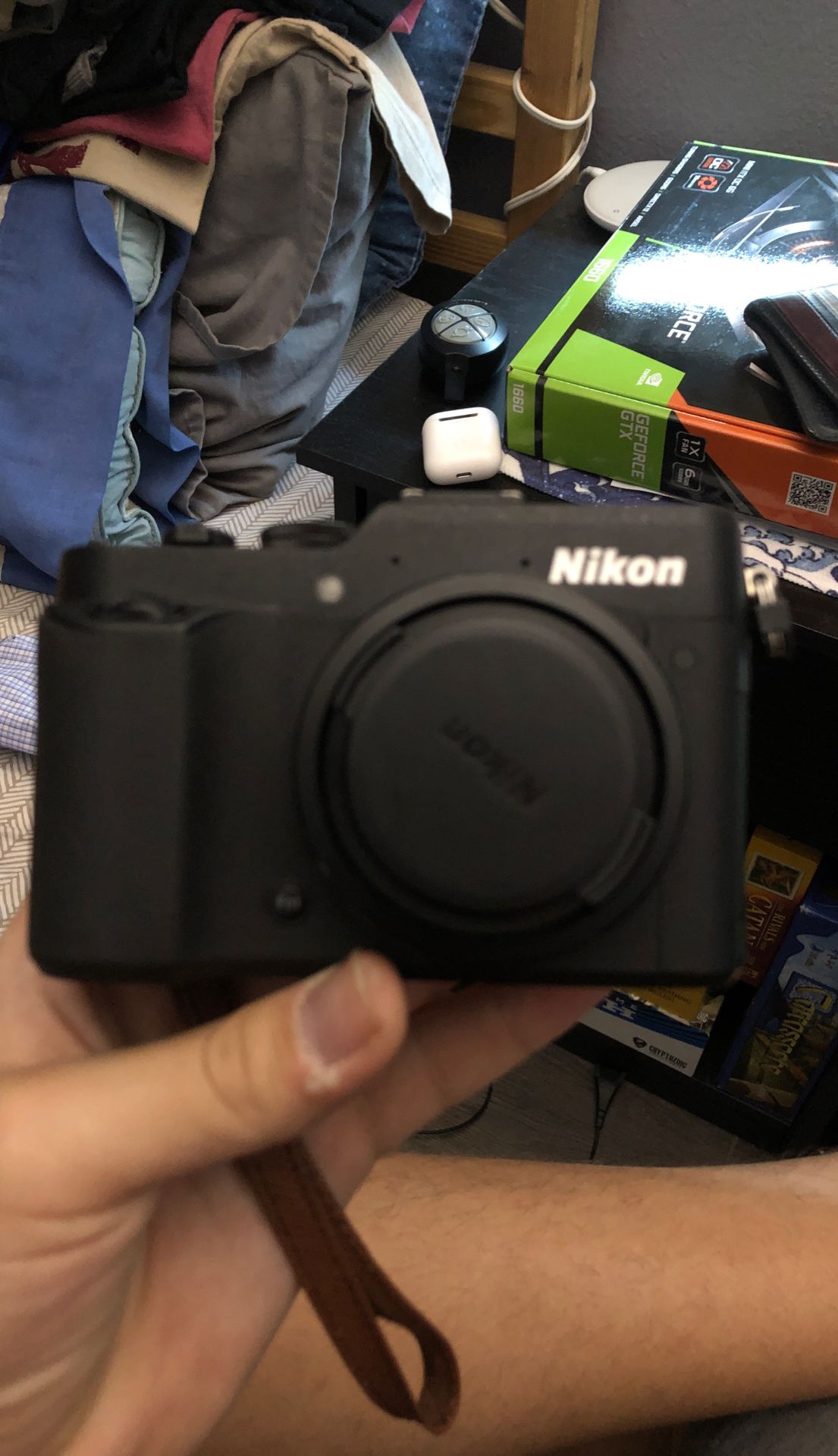 Camera Nikon Coolpix P7800 with extra