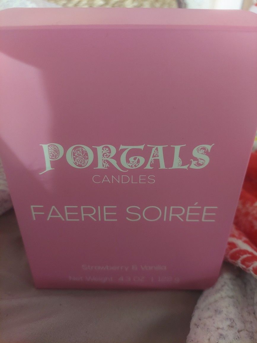 Melanie Martinez egg candle