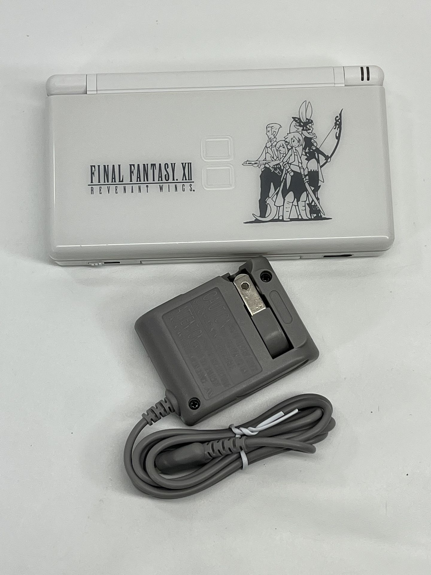 Final Fantasy XII Revenant Wings Nintendo DS Lite Console With Charger