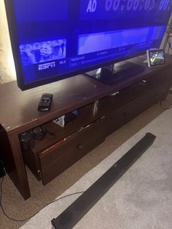Living Room Tv / Stand