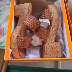 MizMooz New York City 