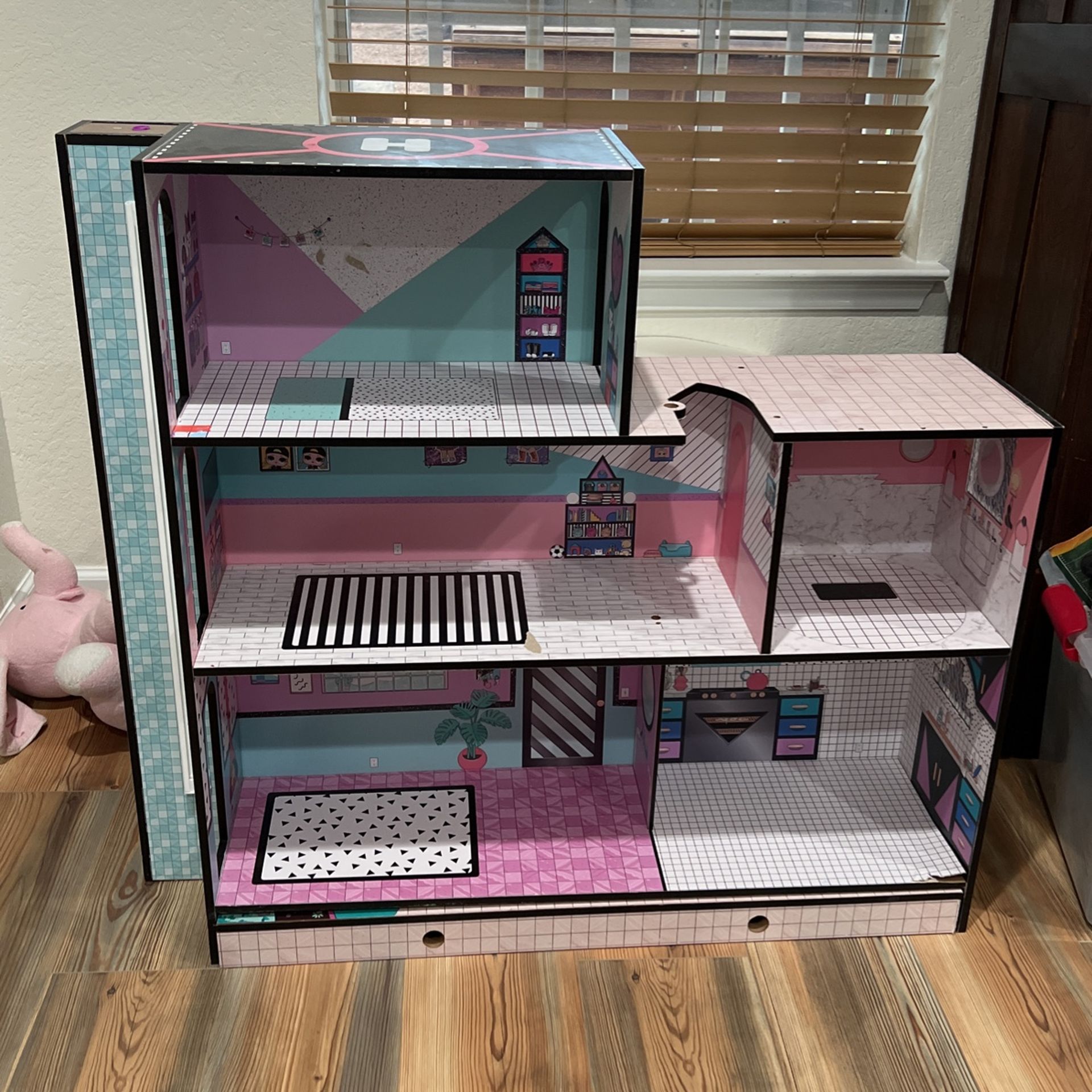 Lol Doll House