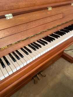 Pearl River Piano - delivery available