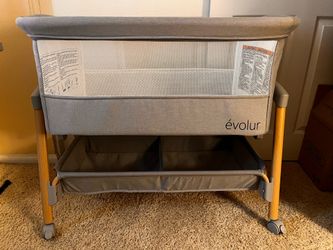 Evolur bassinet