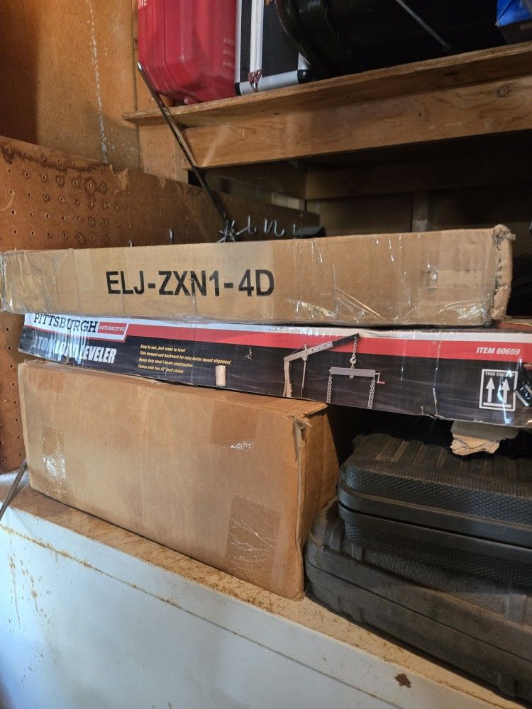 Brand New 2 Ton Emgine Load Levelers
