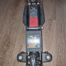 MVP Super Lift 2-1/4 ton Hydraulic Floor Jack