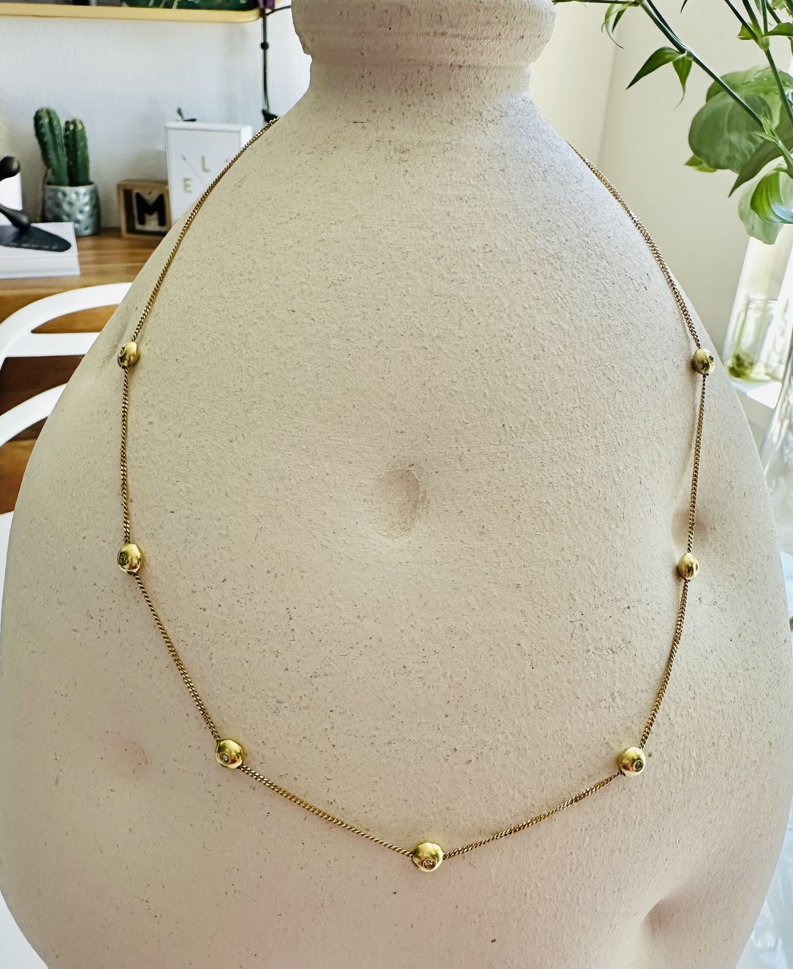 18K YELLOW GOLD DIAMOND NECKLACE