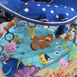Finding Nemo Play Mat With Music And Lights 