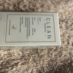 Clean Reserve Sueded Oud 