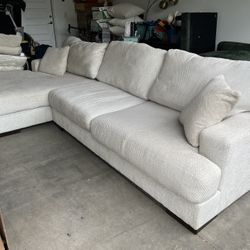 Living Spaces White Sectional Chaise Sofa (delivery Available) 