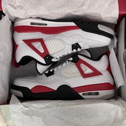 New Jordan 4 Retro Fired Red Size 7Y