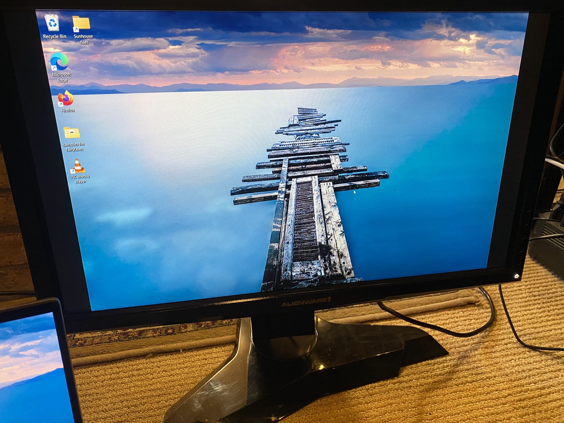 Alienware OptX AW2210t 22” 1920X1080 75Hz 2ms Gaming Monitor