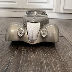 Diecast 1/18 Scale 1936 Ford Foose Design 