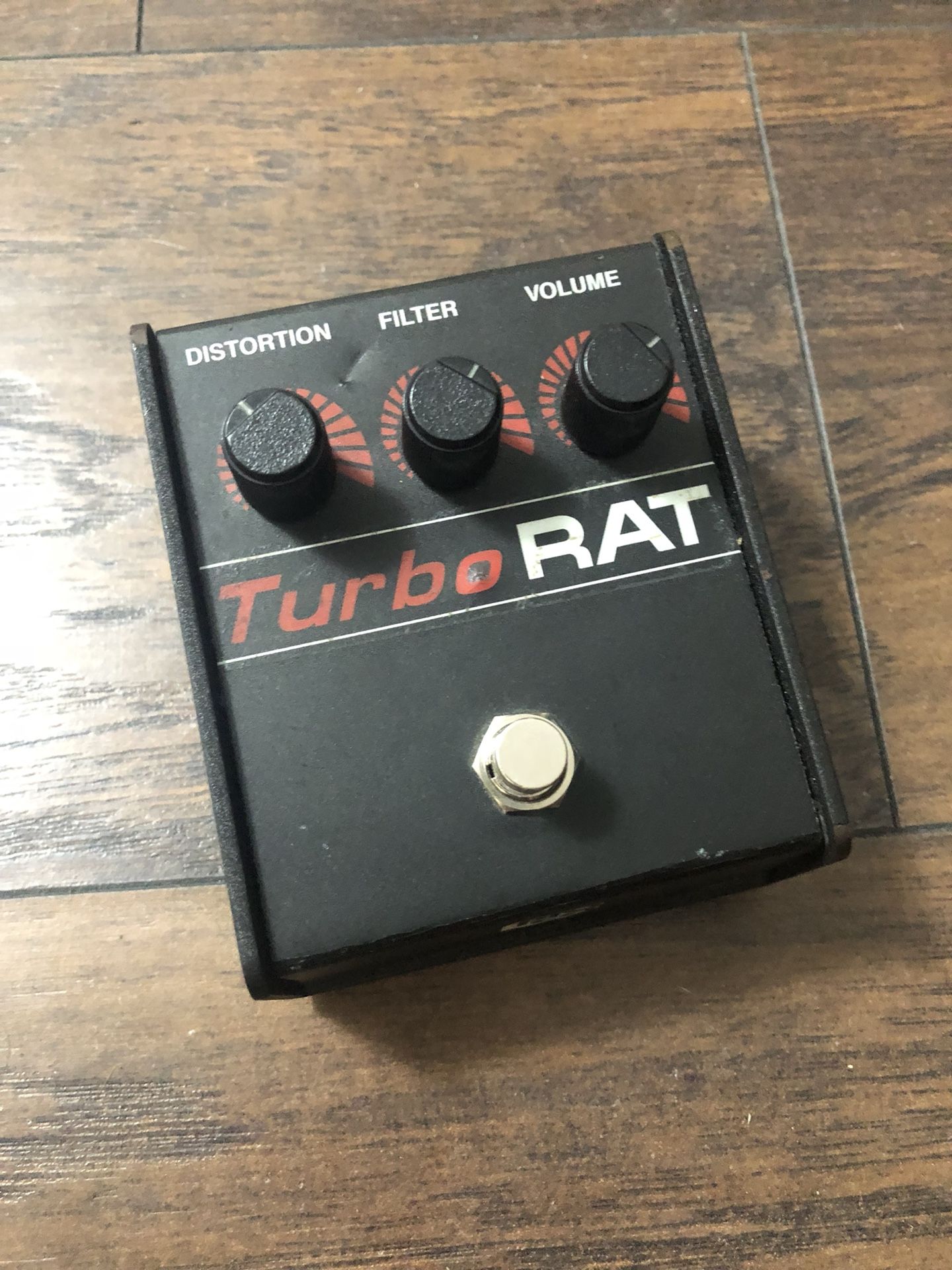 Vintage turbo rat guitar pedal