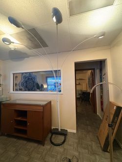 Floor lamp