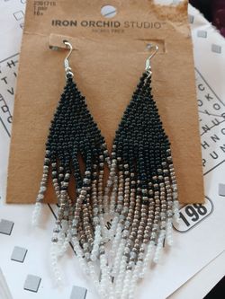 Black/gold/ white earrings  new