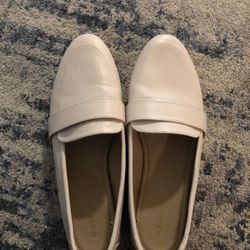 Old Navy Flats Size 10 