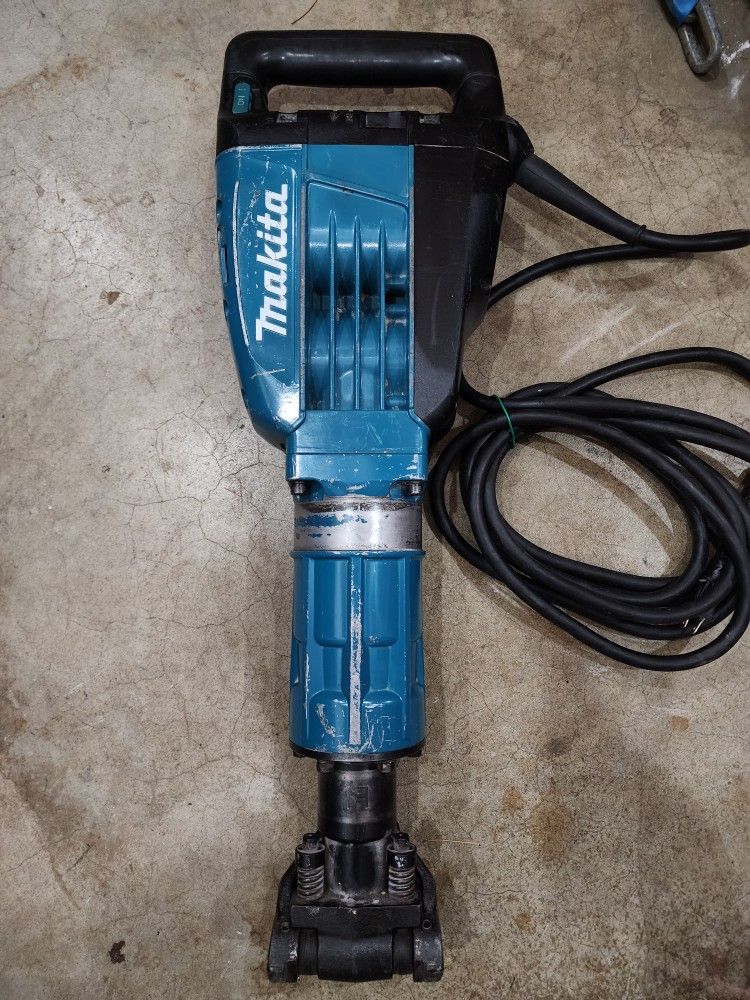 HM1307CB Makita 35lb 1-1/8” Jack Hammer